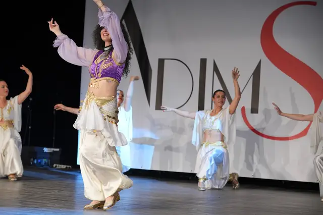 Adım Sanat 2024 Yıl Sonu Gösterisi – Çiftetelli – fotoğraf 25