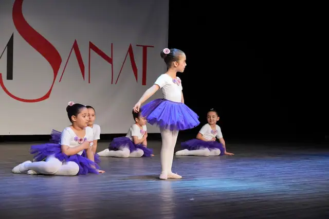 Adım Sanat 2024 Yıl Sonu Gösterisi – Çocuk Bale – fotoğraf 11