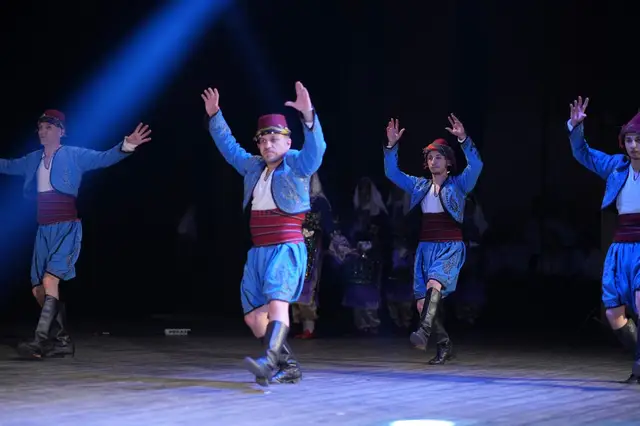 Adım Sanat 2024 Yıl Sonu Gösterisi – İzmir – fotoğraf 9