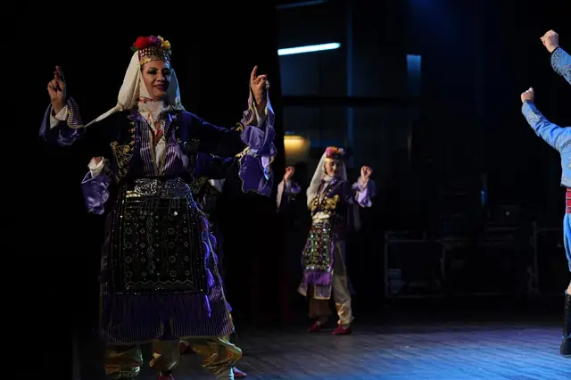 Adım Sanat Zeybek – fotoğraf 3
