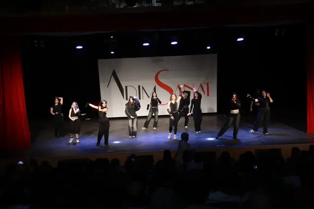 Adım Sanat 2024 Yıl Sonu Gösterisi – K-Pop – fotoğraf 78