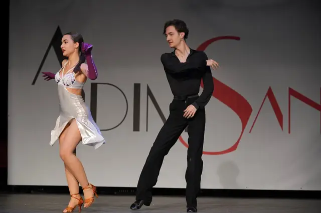 Adım Sanat 2024 gösterisi – Latin Dansı