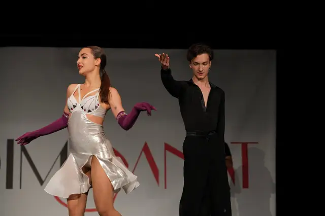 Adım Sanat 2024 Yıl Sonu Gösterisi – Latin Dansı – fotoğraf 39
