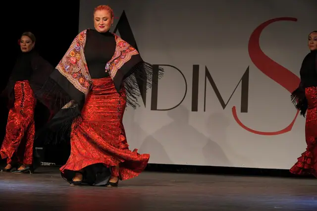 Adım Sanat 2024 Yıl Sonu Gösterisi – Manton Flamenco – fotoğraf 4