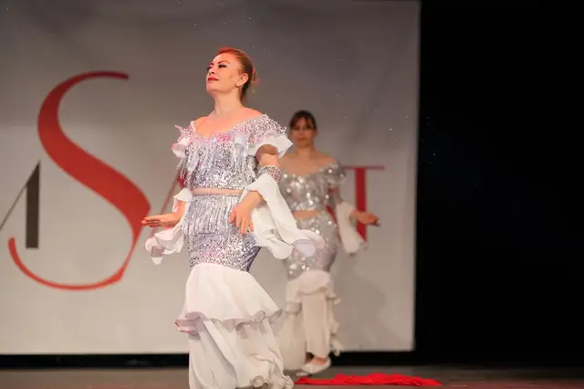 Adım Sanat 2024 Yıl Sonu Gösterisi – Oryantal – fotoğraf 32