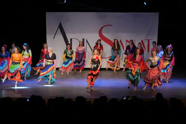 Adım Sanat 2024 Yıl Sonu Gösterisi – Roman – fotoğraf 16