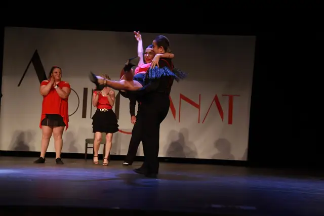Adım Sanat Sosyal Latin: Bachata ve Salsa – fotoğraf 4