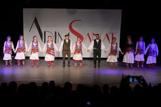 Adım Sanat 2024 Yıl Sonu Gösterisi – Trabzon – Horon – fotoğraf 12