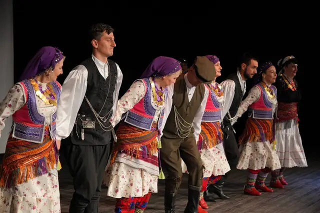 Adım Sanat 2024 Yıl Sonu Gösterisi – Trabzon – Horon – fotoğraf 42
