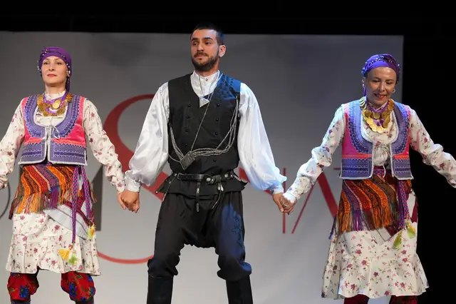 Adım Sanat 2024 Yıl Sonu Gösterisi – Trabzon – Horon – fotoğraf 63