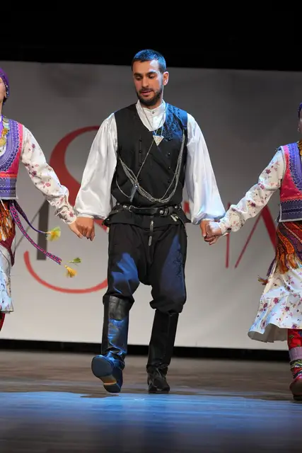 Adım Sanat 2024 Yıl Sonu Gösterisi – Trabzon – Horon – fotoğraf 109