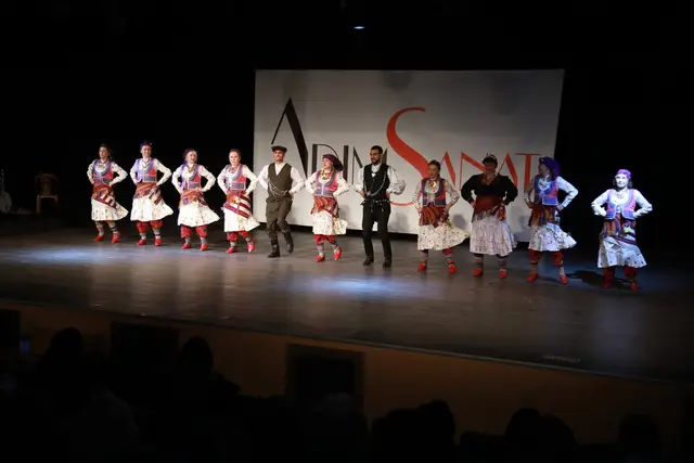 Adım Sanat 2024 Yıl Sonu Gösterisi – Trabzon – Horon – fotoğraf 76