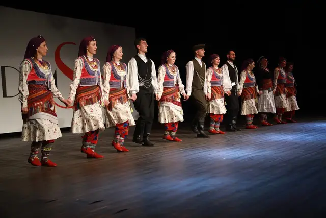 Adım Sanat 2024 Yıl Sonu Gösterisi – Trabzon – Horon – fotoğraf 80