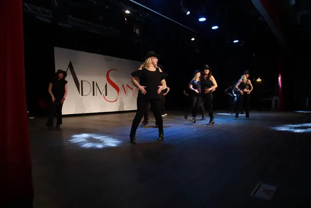 Adım Sanat 2024 Yıl Sonu Gösterisi – Zumba – fotoğraf 62