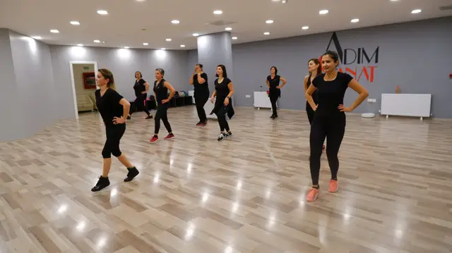 Adım Sanat Çocuk Halk Dansları – fotoğraf 2